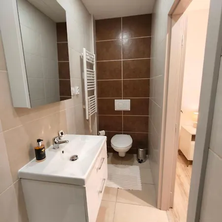 Apartment Axiom - Astra 3 *