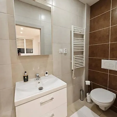 Axiom - Astra 3 Apartment Košice